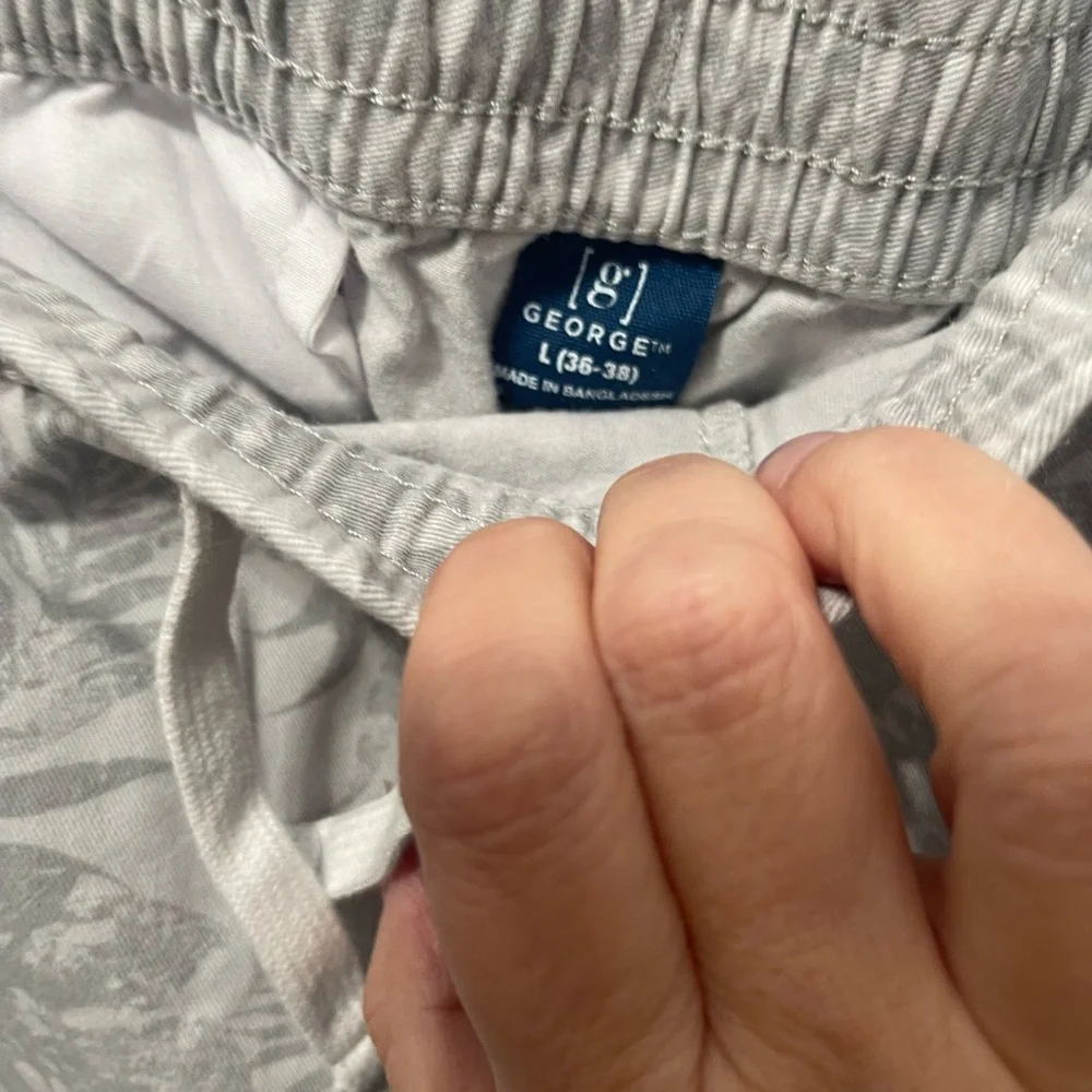 George Gray Athletic Shorts with Elastic Waistband - Picture 5 of 6